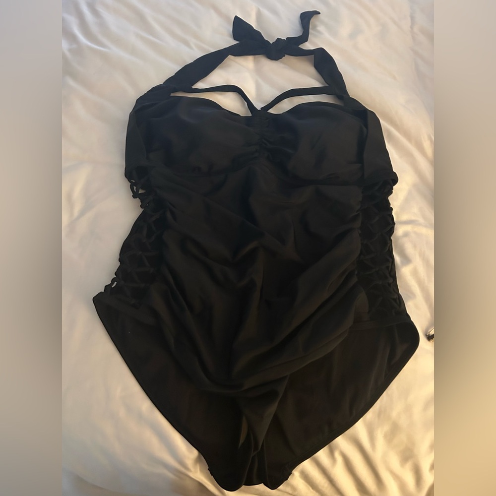 Black Halter Swimsuit with Side Details- UNDERWIRE Size 20 and 22